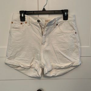 Levi Mom Shorts